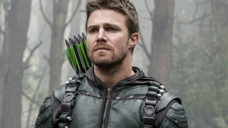Por Onde Anda o Ator Stephen Amell de Arrow?