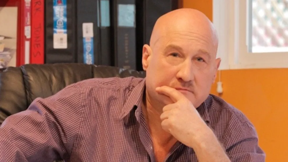 mark jones morreu